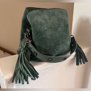 Free People Sindy bag emerald green suede metal tassel - summer color season